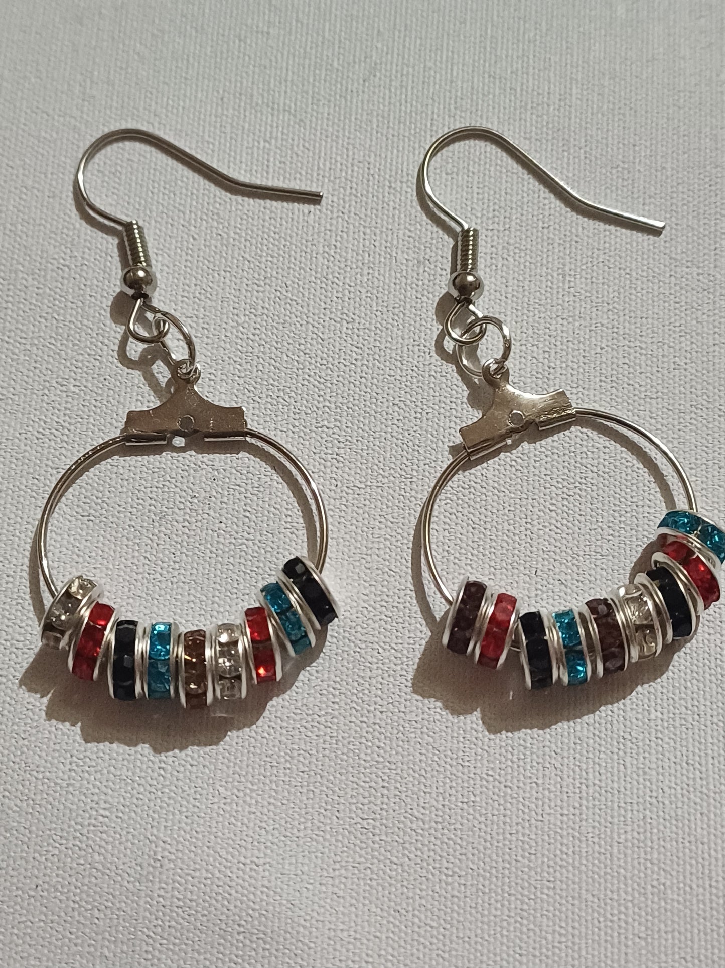 Boucles d'oreilles multicolores