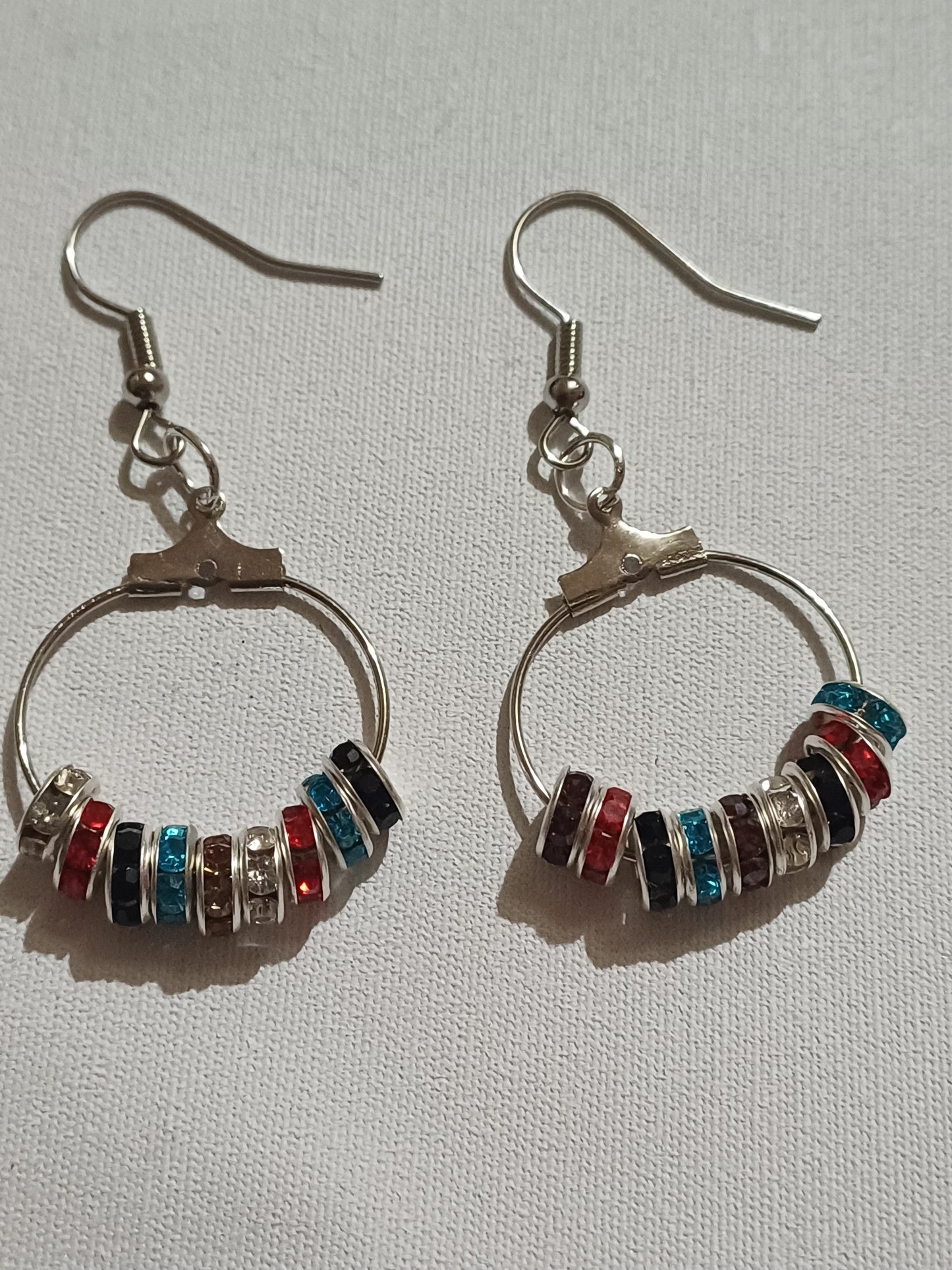 Boucles d'oreilles multicolores