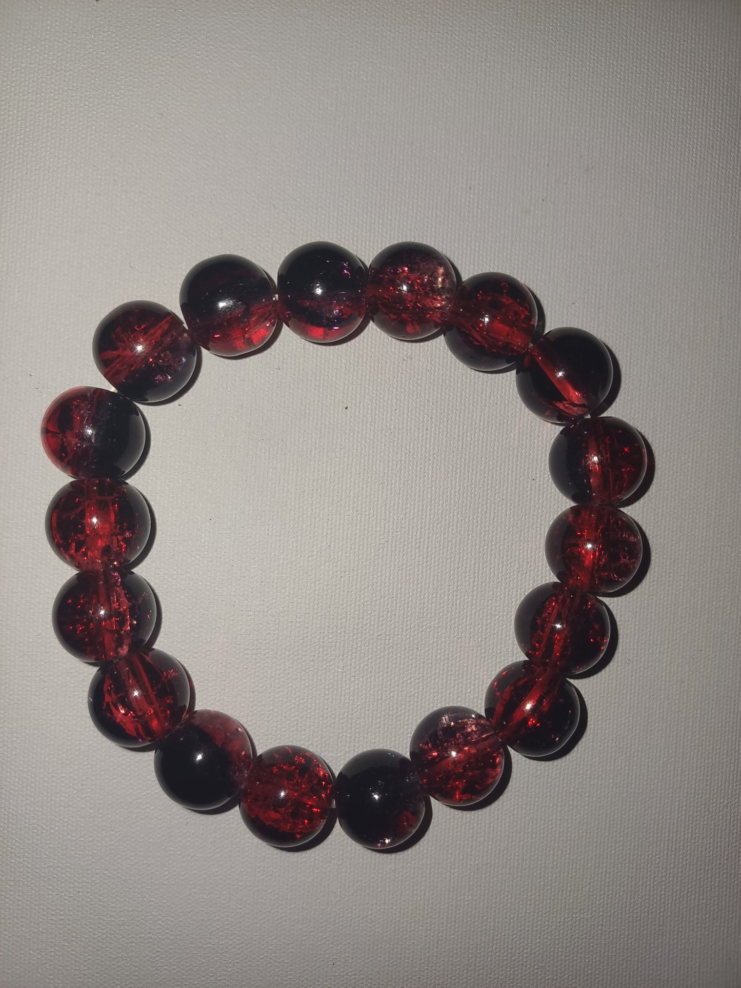 Bracelet rouge étincelant